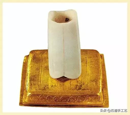 国家*物文**局说，这64件国宝永久禁止出国展览