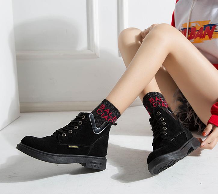 穿了就不想脱下的鞋子,穿上了就不想脱鞋子