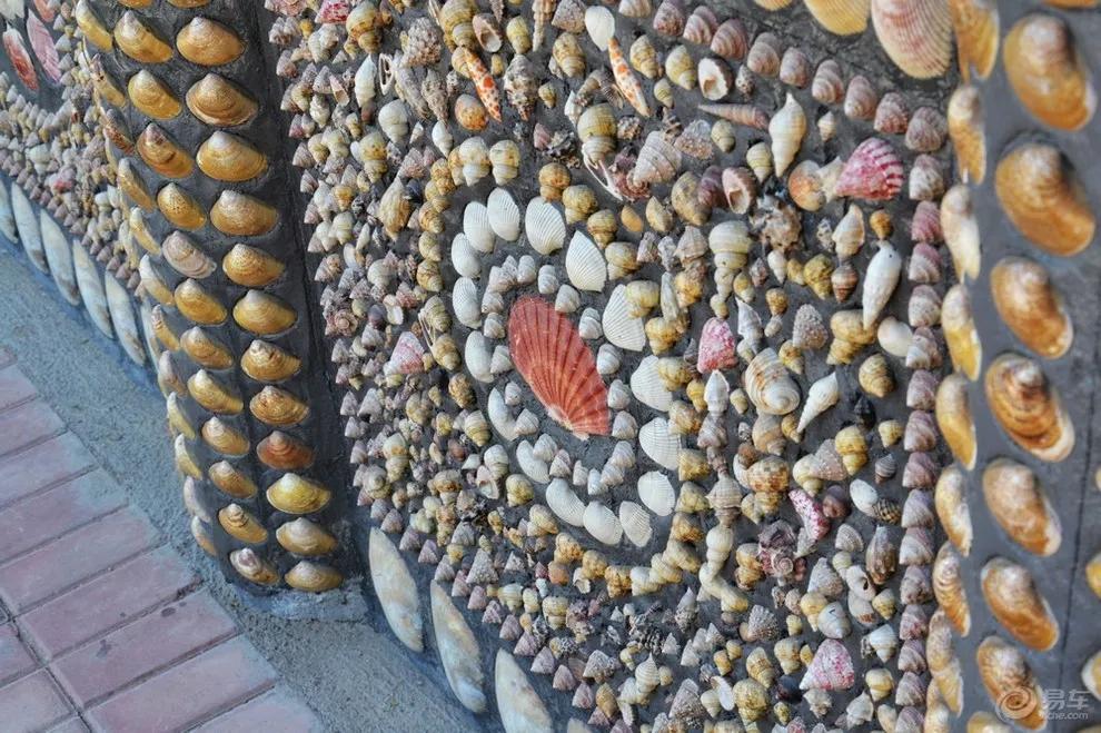 山东大爷捡100万贝壳造楼完整版,山东大爷拿起1000万金砖视频