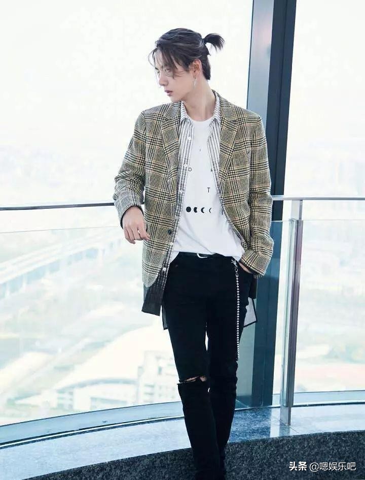 蔡徐坤王一博谁的脏辫好看,王一博蔡徐坤帅气图片