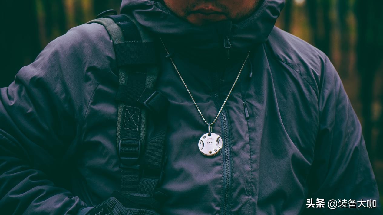 武装到牙齿的防弹套装,武装到牙齿的装备