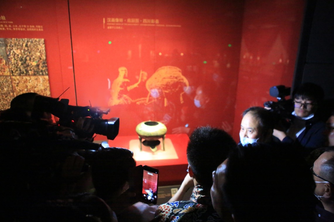 中国“火锅天团”走进江西海昏侯国,寻根汉代火锅文化之源