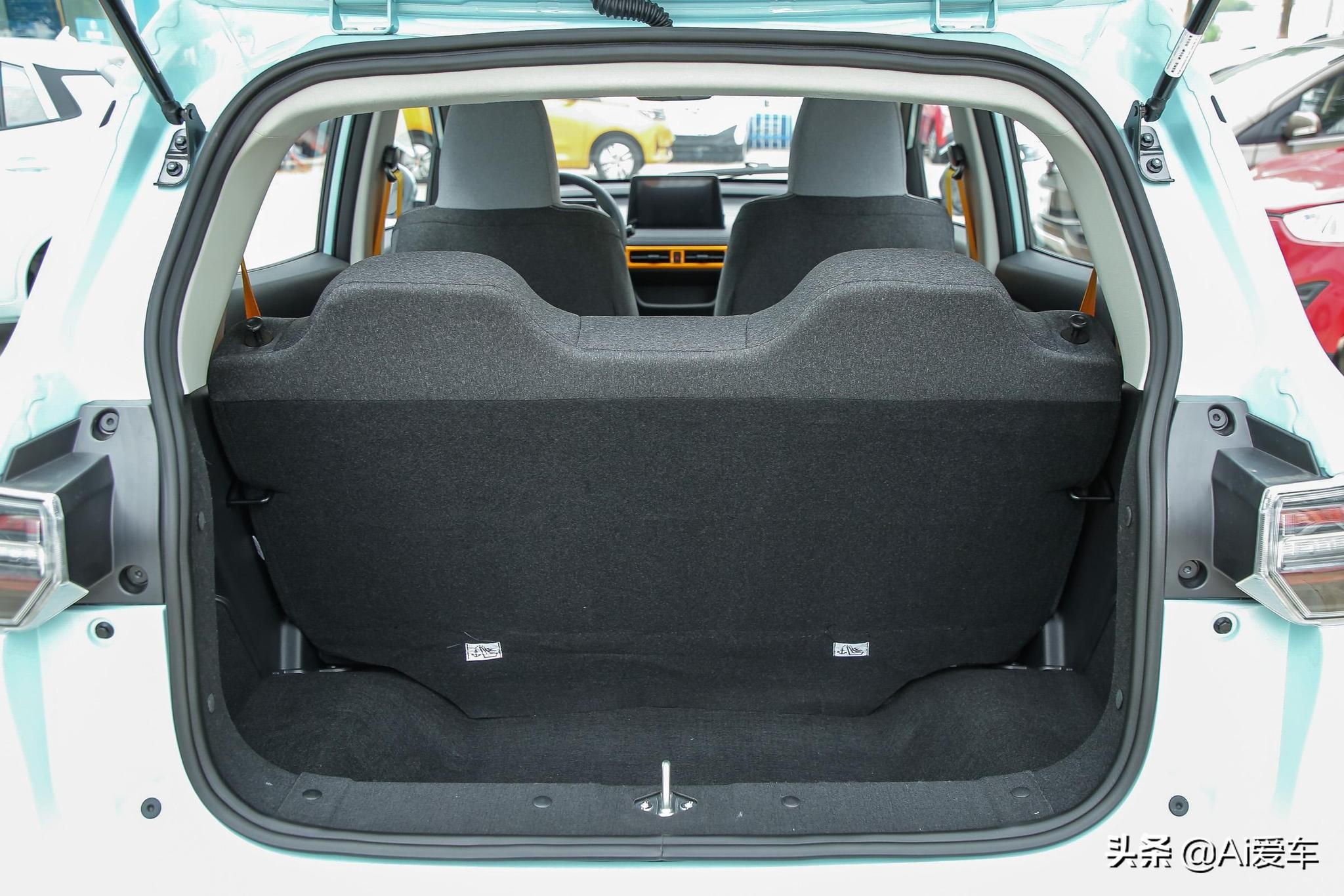 雷丁芒果新能源汽车,续航长的新能源代步小车