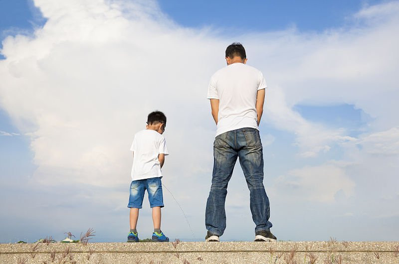 焦虑、盗汗、尿频、停经需要治疗吗？出现3种情况就该就医