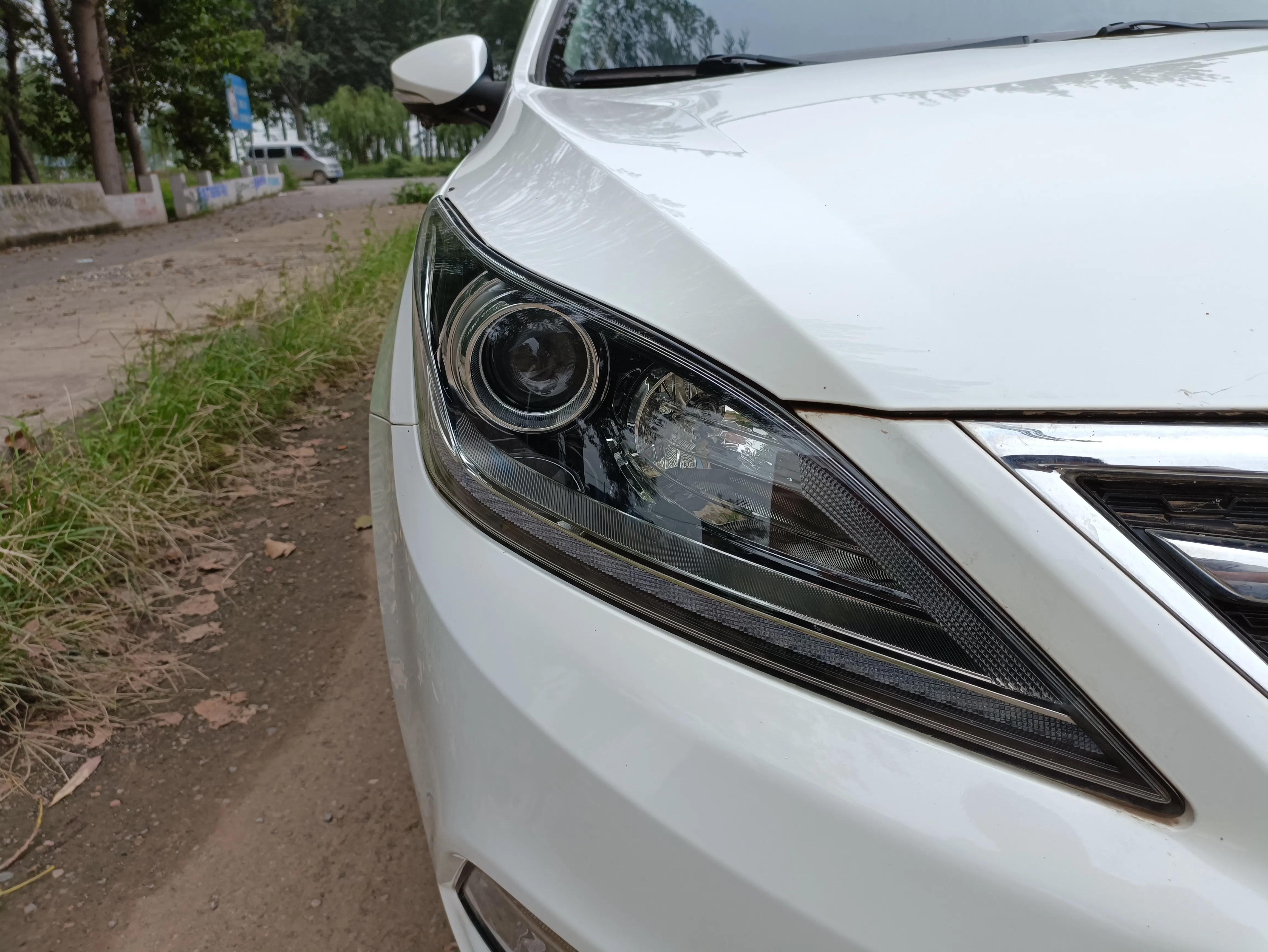 逸动和轩逸哪个乘坐空间大,逸动dct旗舰型乘坐感受