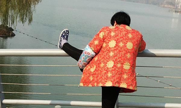 拉开身上“筋结”,体内百病去,独门拉筋法,8~80岁都适用