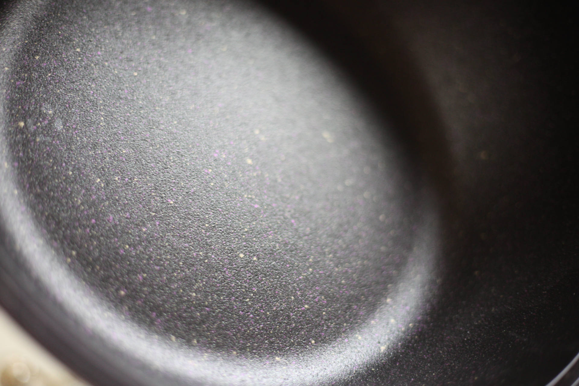 走近氪学｜粘锅退款！打死都不粘的不粘锅？