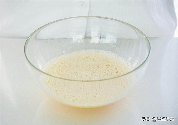 蛋糕全蛋怎么打发视频教程,做蛋糕全蛋打发和分蛋打发的口感