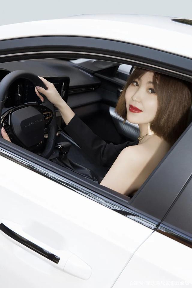 新宝骏rc5风尚,新宝骏rc-51.5tcvt智耀精英型