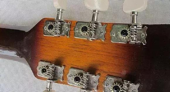 去琴行怎么选一把好吉他,琴行进货哪些吉他比较好