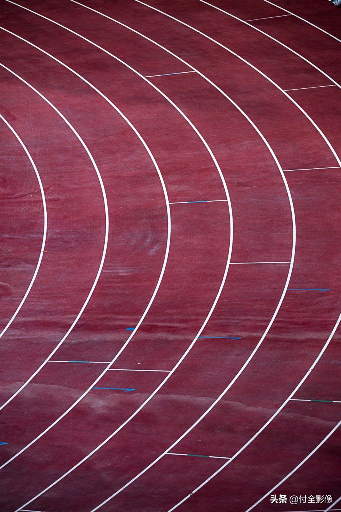 鸟巢沸腾瞬间,鸟巢合唱爱如潮水