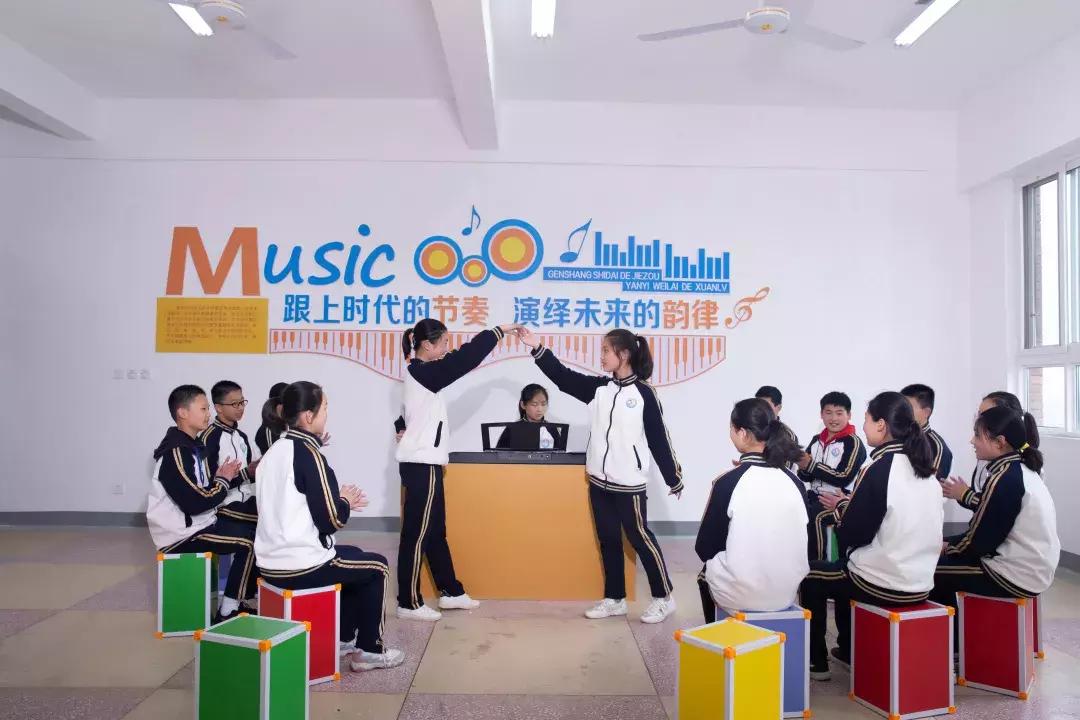 南阳第2完全学校,南阳第三个完全学校