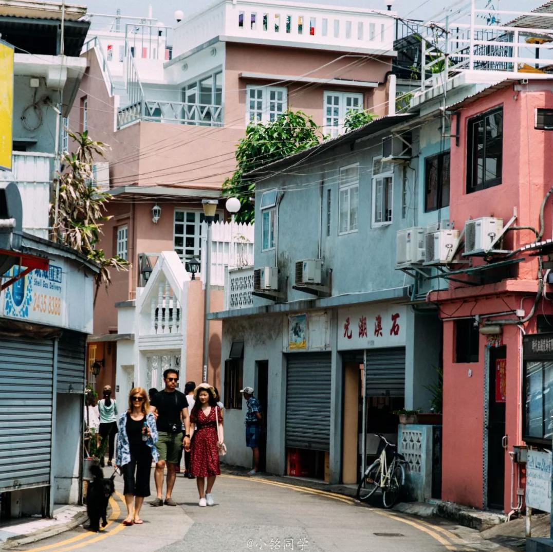 看完《喜宝》被气死，顶级富豪们最爱住的石澳道究竟是啥样？