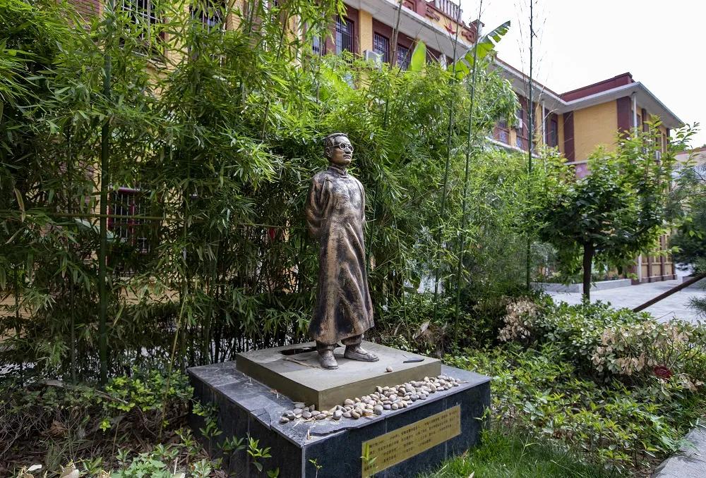 西安含光中学网址,西大附中含光中学