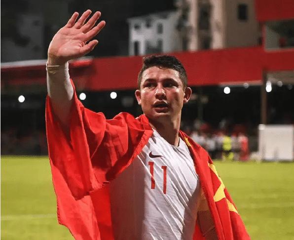 艾克森马尔代夫归化,国足艾克森梅开二度视频