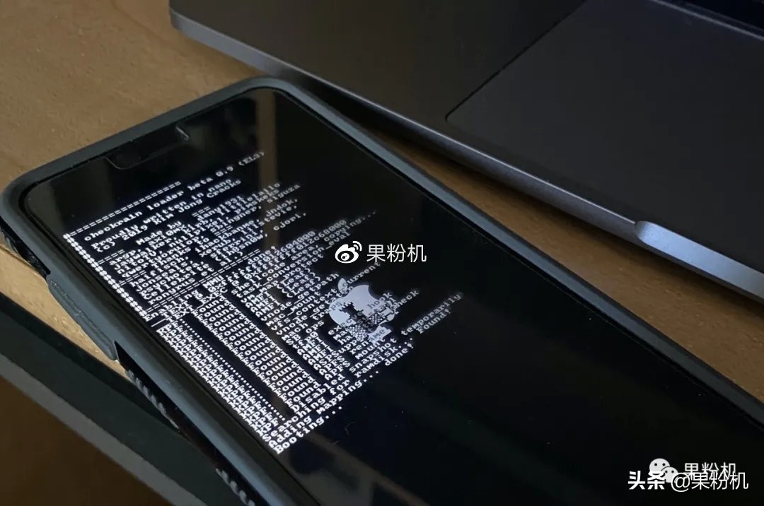 ios14.4越狱简单的方法,ios14.4.2越狱后降级