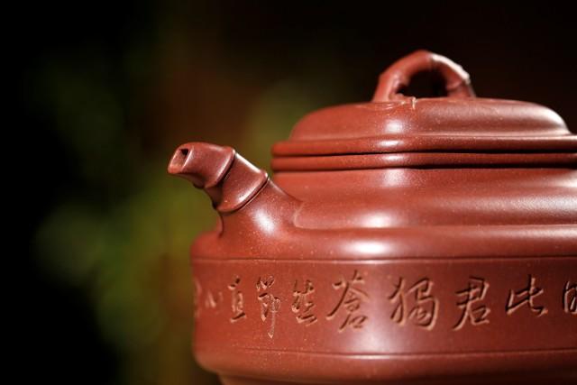 不同泥料的紫砂壶价格相差多少,几十块的紫砂壶有真泥料吗