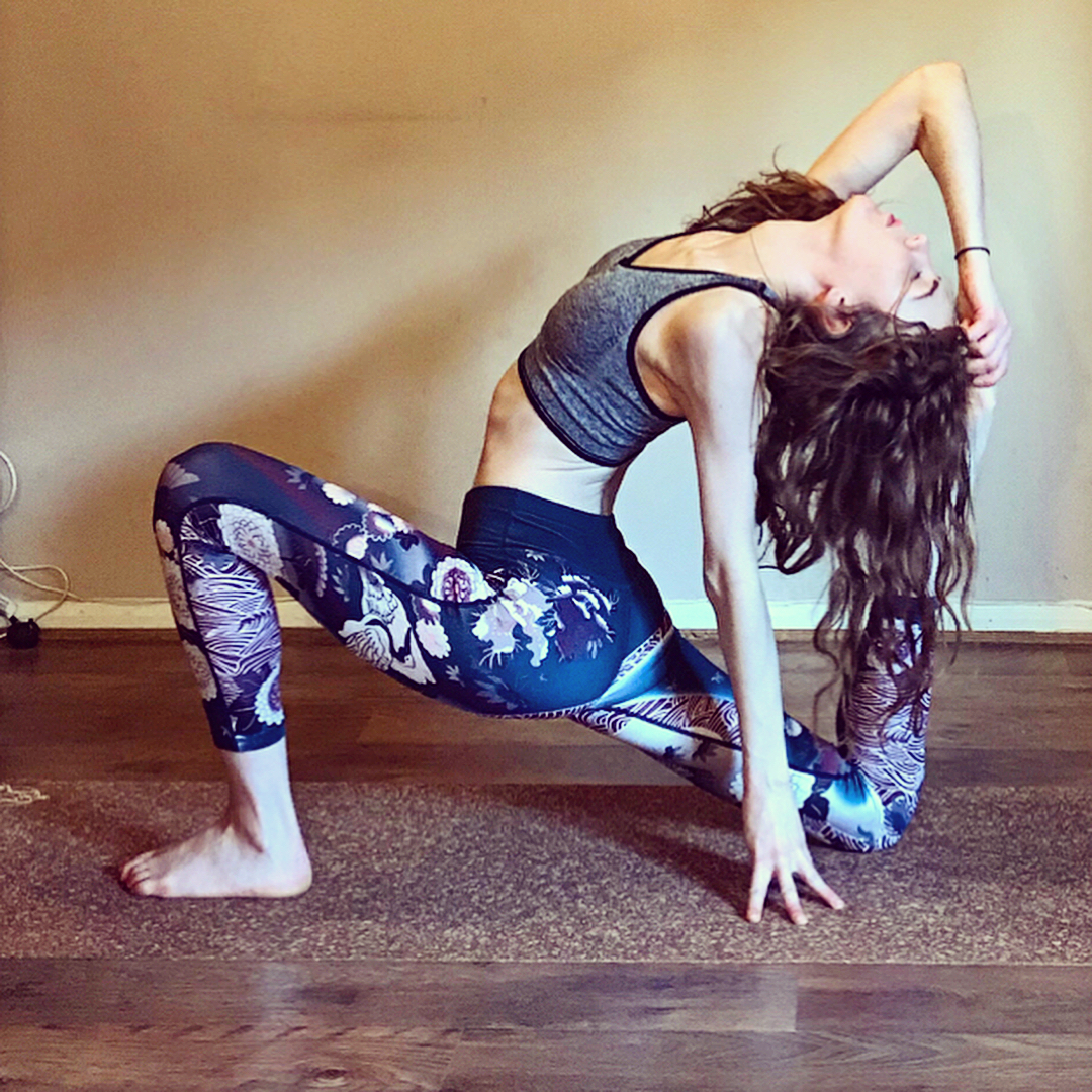 想要小腿又细又长学会这一套动作,小腿有些弯曲怎么变直