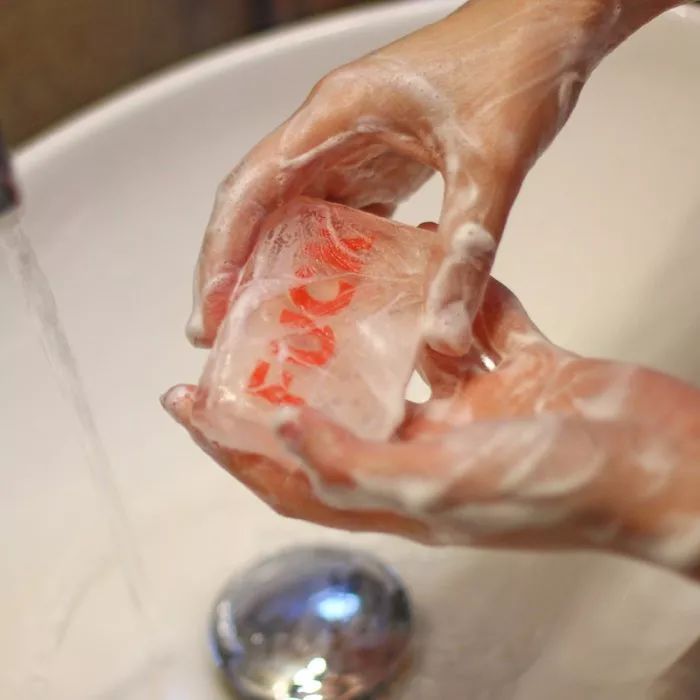 家里的肥皂头怎么重新利用,碎肥皂头怎么能融化做成一整块呢