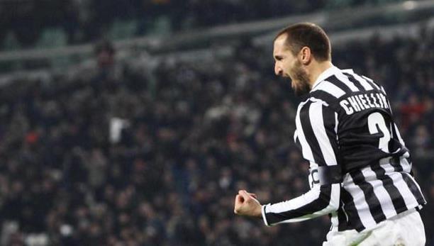 足坛十大巨星后卫排名,盘点现役顶级后卫的扣篮高光时刻