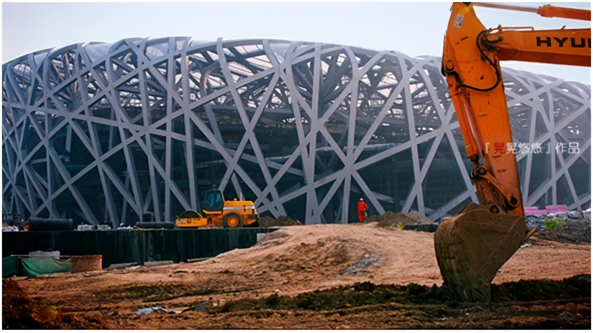 北京国家体育场鸟巢,北京国家体育场鸟巢南侧出口