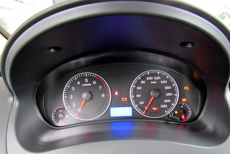 瑞纳三厢车长宽高,现代瑞纳车身长宽高是多少