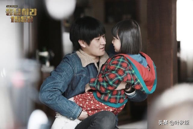 请回答1988摄像机伏笔,深扒神剧请回答1988的那些隐藏梗