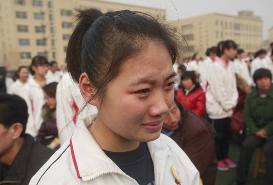 高考成绩不好只能报专科怎么报,高考分数低又想上本科有哪些办法