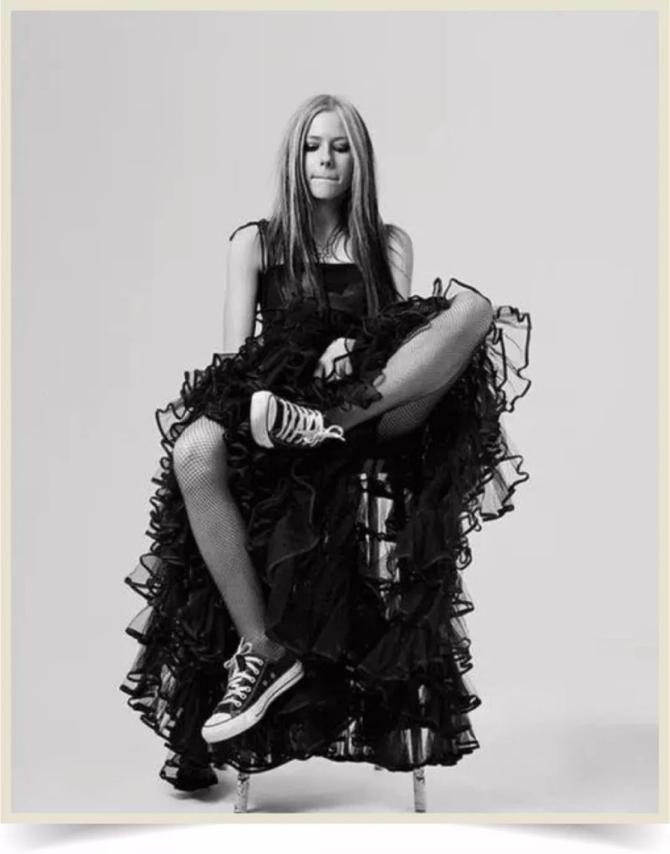 艾薇儿替身梅丽莎现状,为什么说艾薇儿是真实的