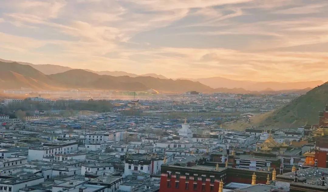 日喀则一座宝藏之城,日喀则日光之城