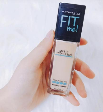 生活费1000大学生，这4款“彩妆”必须知道，别再浪费钱“跟风”