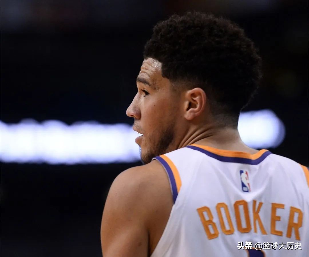 德文布克身高臂展多少,布克总得分最新数据