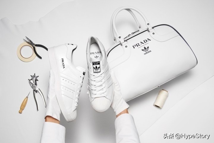 阿迪达斯prada联名鞋,adidas和prada联名跑步鞋