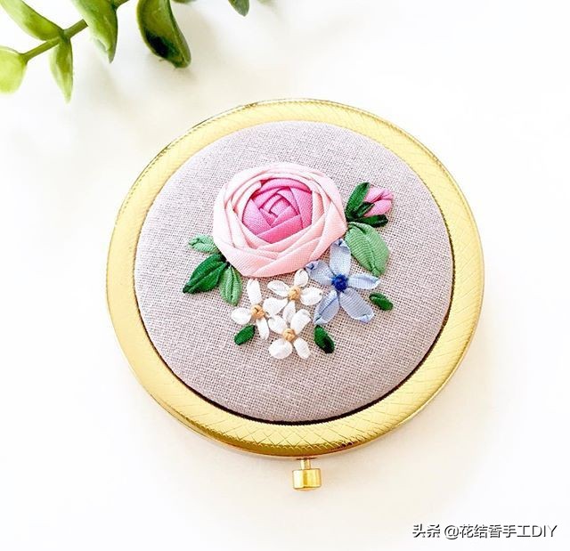 卷线绣的手工刺绣针法教程,喜字刺绣丝带绣