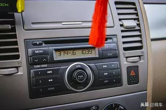 这LOW得不行的车，却陪伴俺爹11年！