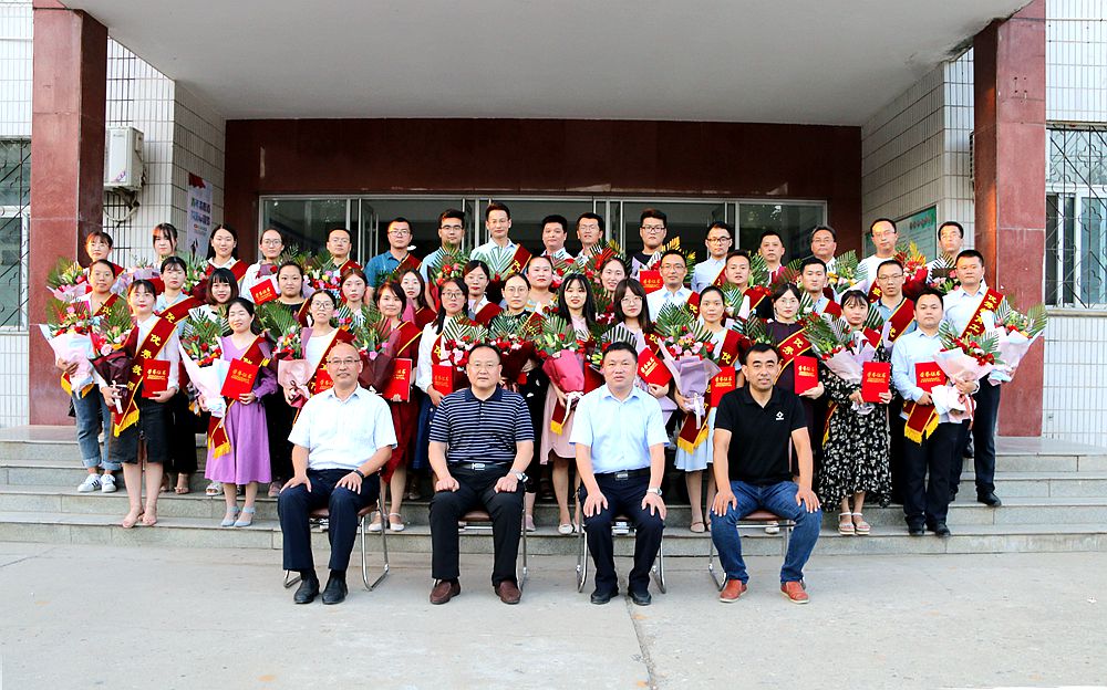 聚焦｜立鸿鹄志，做奋斗者：追求卓越、争创一流的聊城三中北校