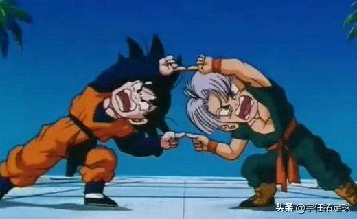 奥特庆祝！日本前锋中二程度爆表，大牌球星也爱cosplay