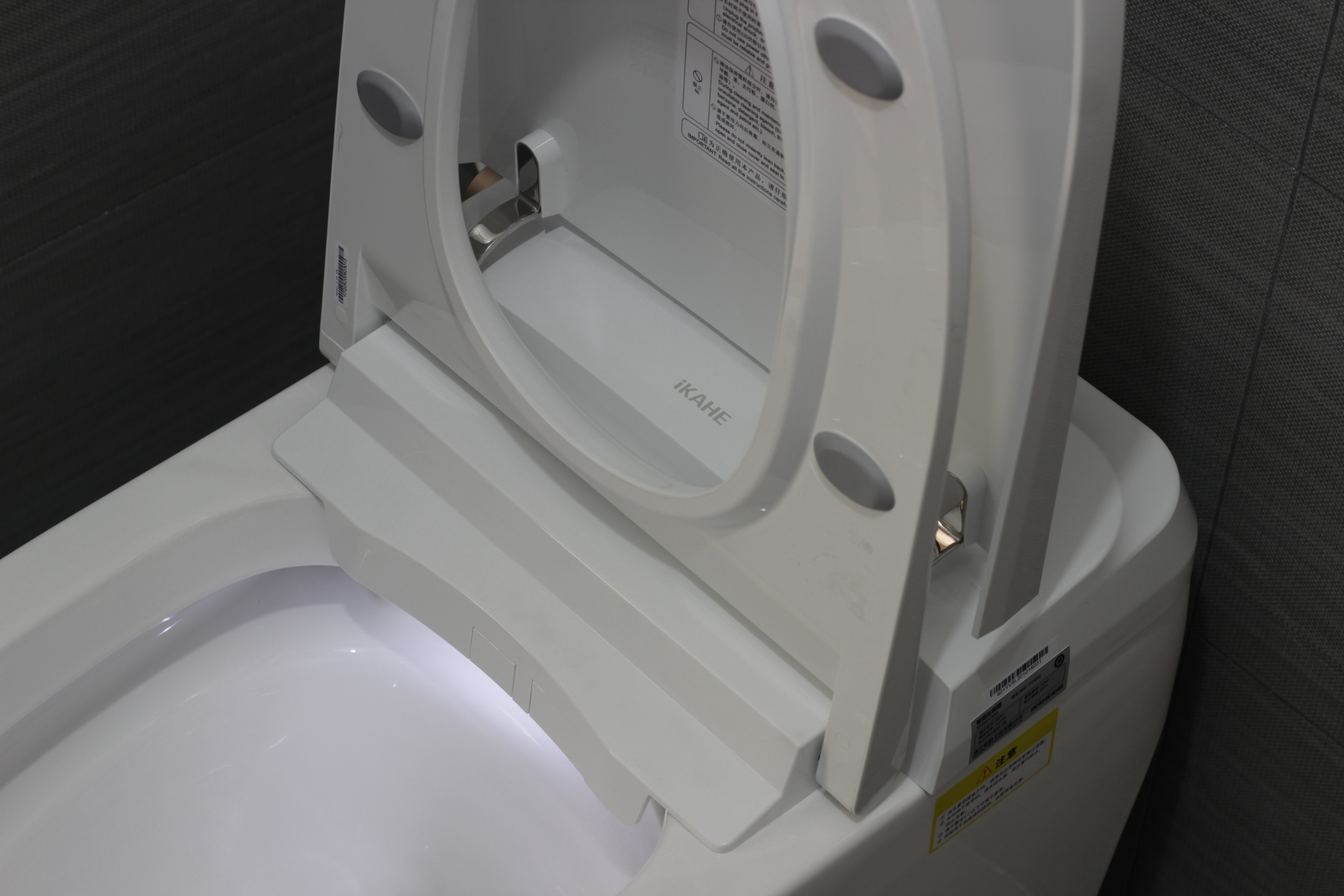 旧时王谢堂前燕，飞入寻常百姓家---怡和YV50智能马桶