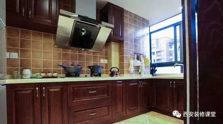 130平三室一厅美式衣帽间,美式带衣帽间的卧室套房