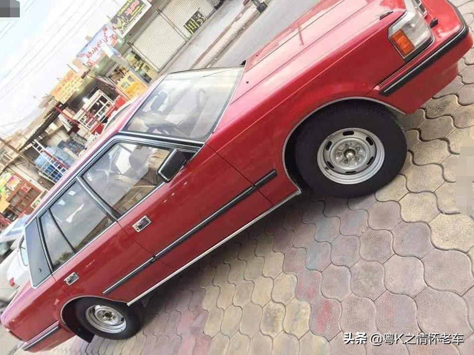 哪一代丰田皇冠比较经典,2016年皇冠和2018年皇冠对比