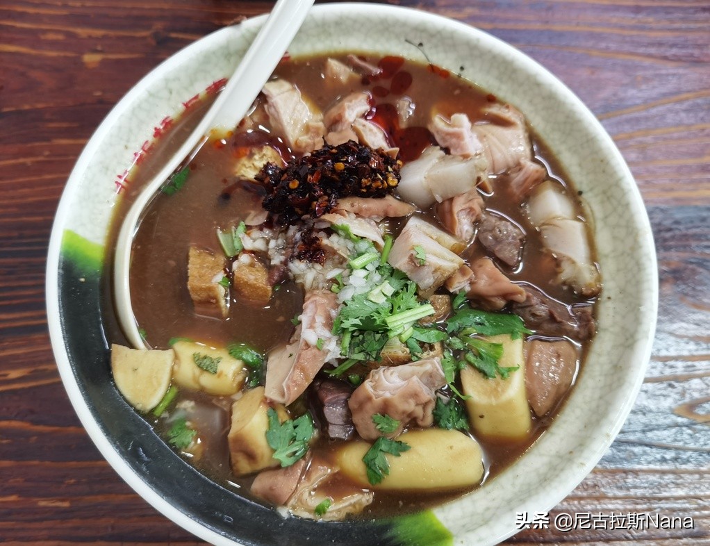 北新桥卤煮涨价,老北京卤煮现在多少钱一份