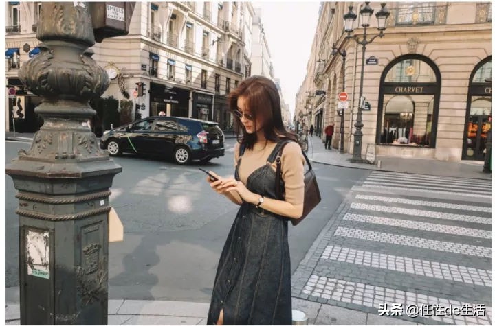 韩国女明星穿的衣服曝光,韩国女明星的衣服都是从哪里买的