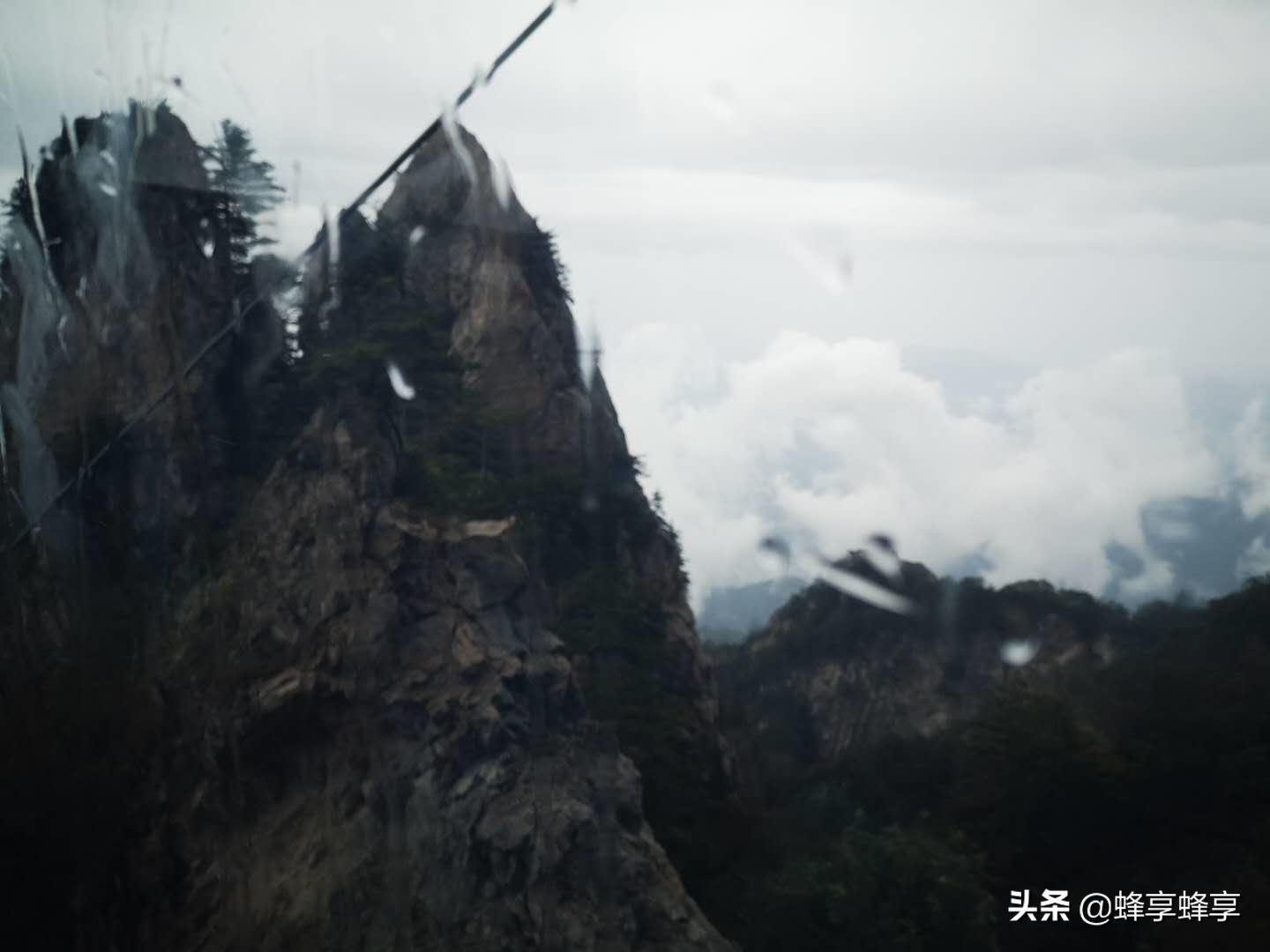 到老君山旅游适合住在哪里,到老君山旅游攻略