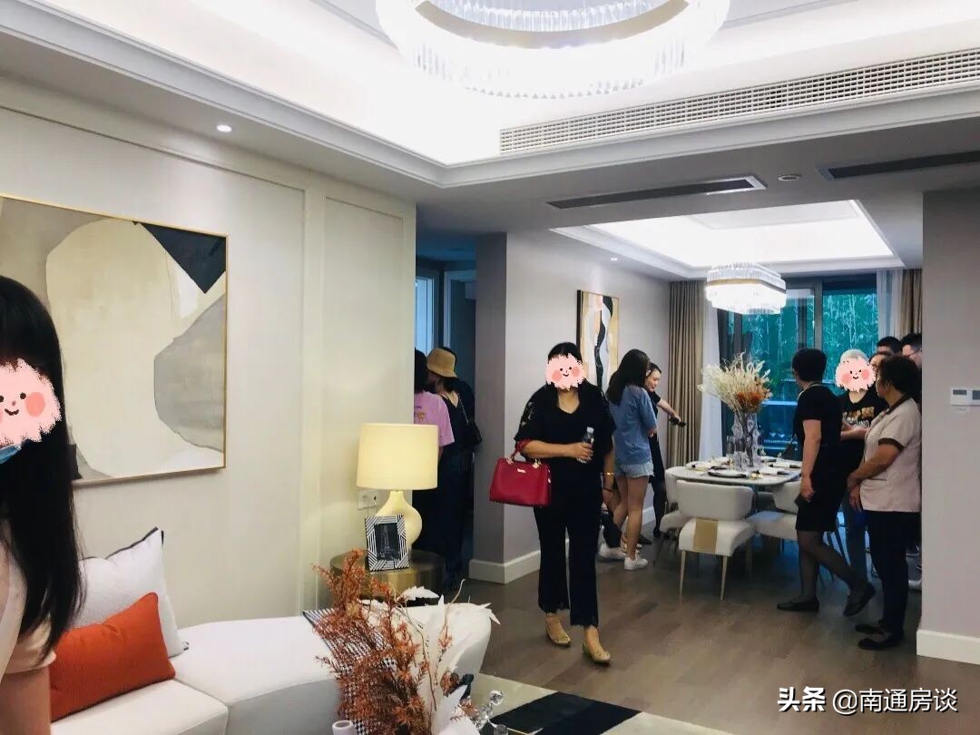 扛鼎之作！北大街高端住宅售楼处首度公开，现场被买房人挤爆