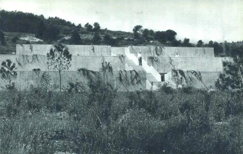 墨索里尼建立意大利法西斯政权,墨索里尼在意大利的地位