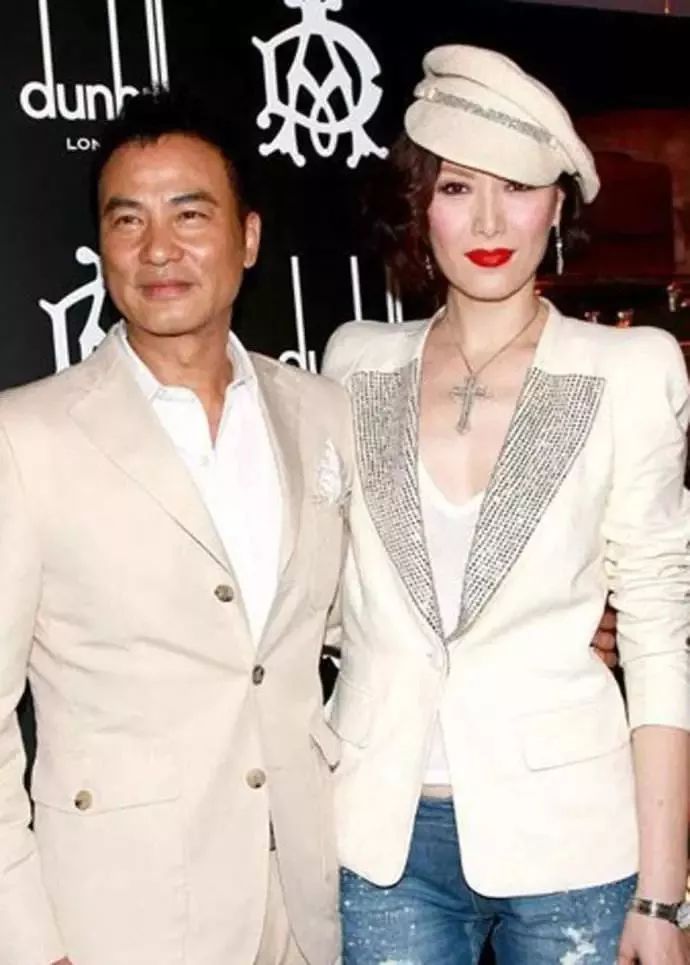 昔日影帝如今沦落为小鲜肉作陪,昔日影帝沦落街头