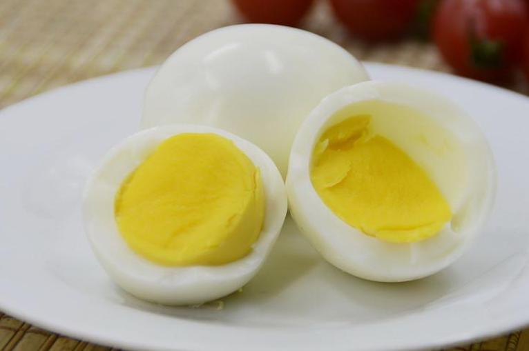 博美犬怎么养才爆毛,博美犬该怎么养毛更好