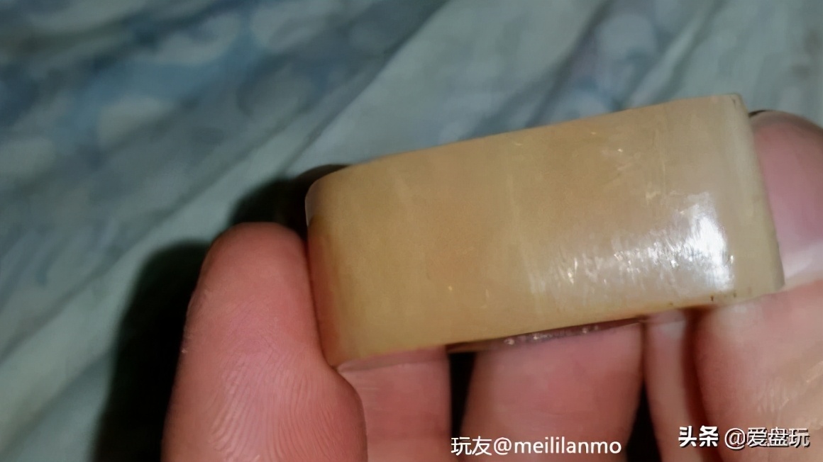 驼骨手串开裂图片,驼骨珠子开裂是怎么回事