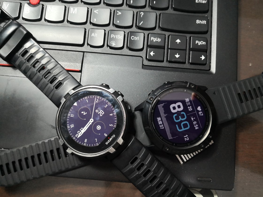 高驰佳明颂拓手表对比,运动手表颂拓佳明