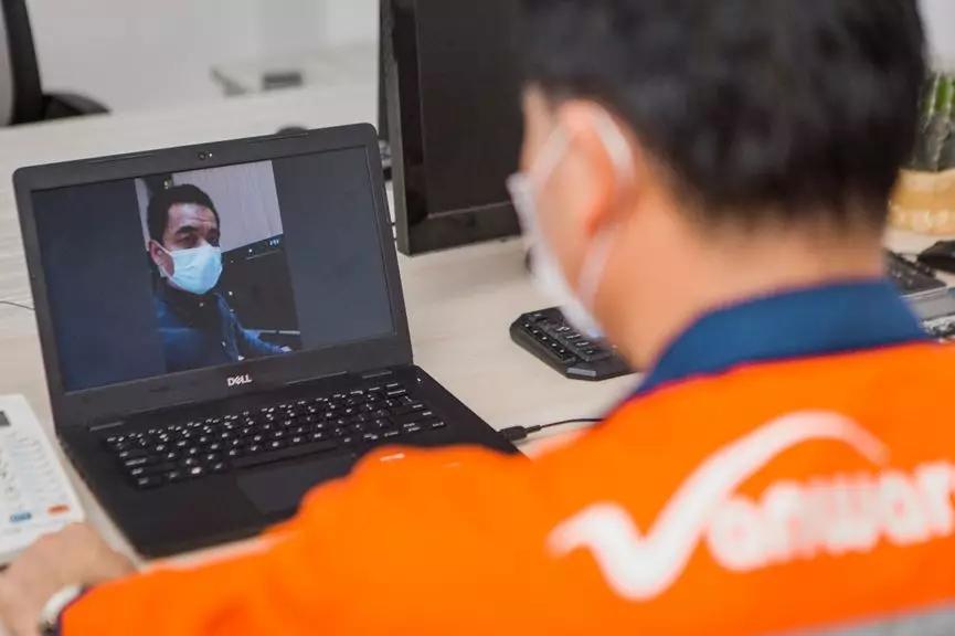 无接触感染新冠视频,无接触抗击疫情